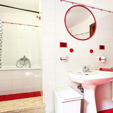 2 Bedroom Lovely In Semesterbostad *
