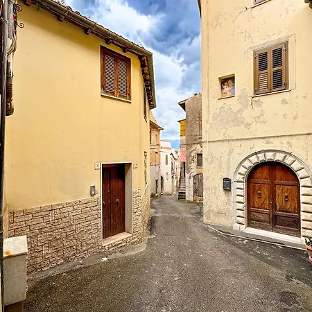 2 Bedroom Lovely In Priverno